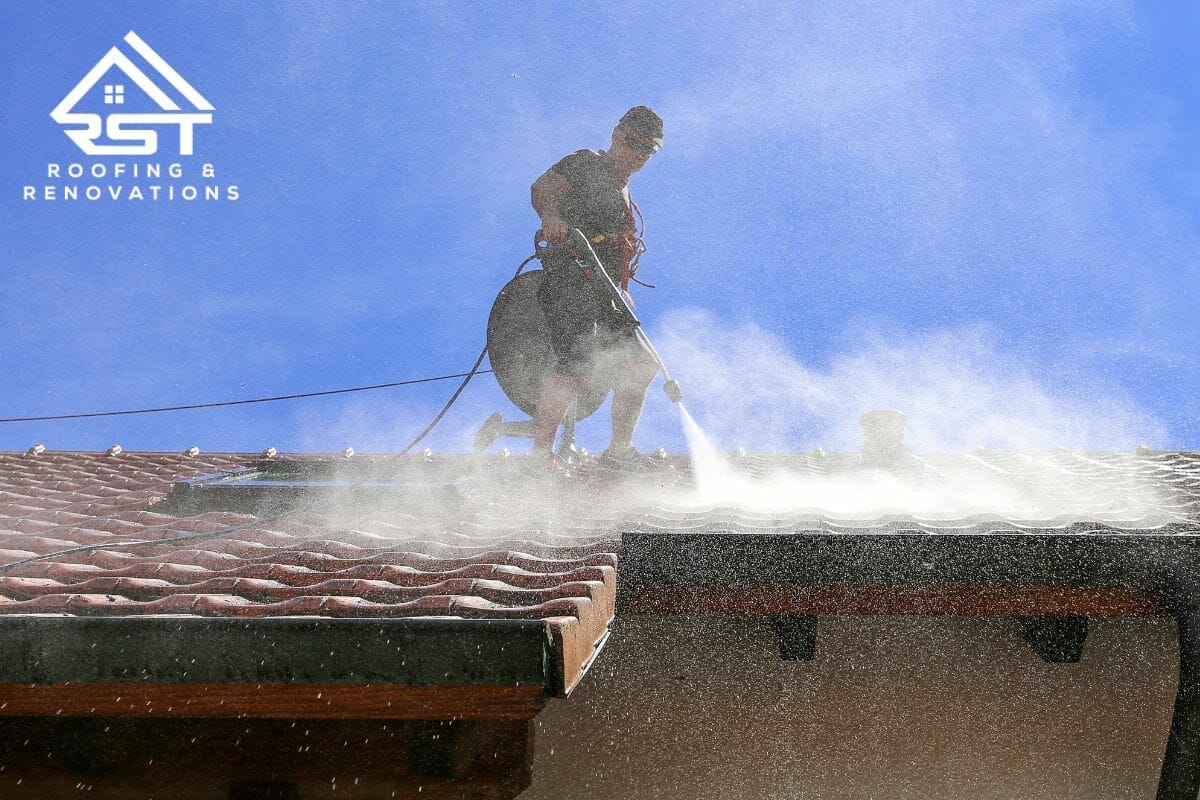 7 Reasons Why Roof Cleaning Services Are Actually Necessary